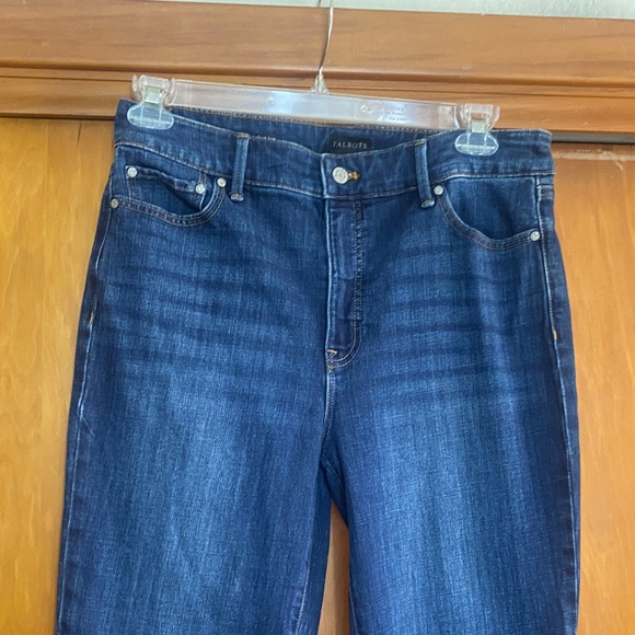 NWOT Talbots Dark Blue Denim Barely Boot Jean Whisker Slight Stretch Never Worn - Picture 3 of 10